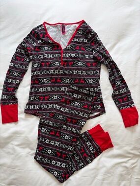 La Senza Women’s Vixen Holiday Fair Isle Pajama Set - Black & Red - M